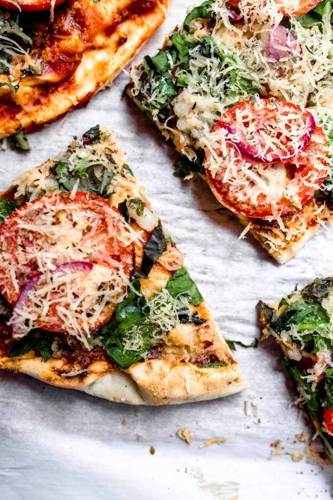naan, naan pizza, flatbread pizza, 10 minute dinner, easy dinner, spinach pizza, veggie pizza, supreme pizza, easy weeknight dinner, Marybeth Wells Food Photographer